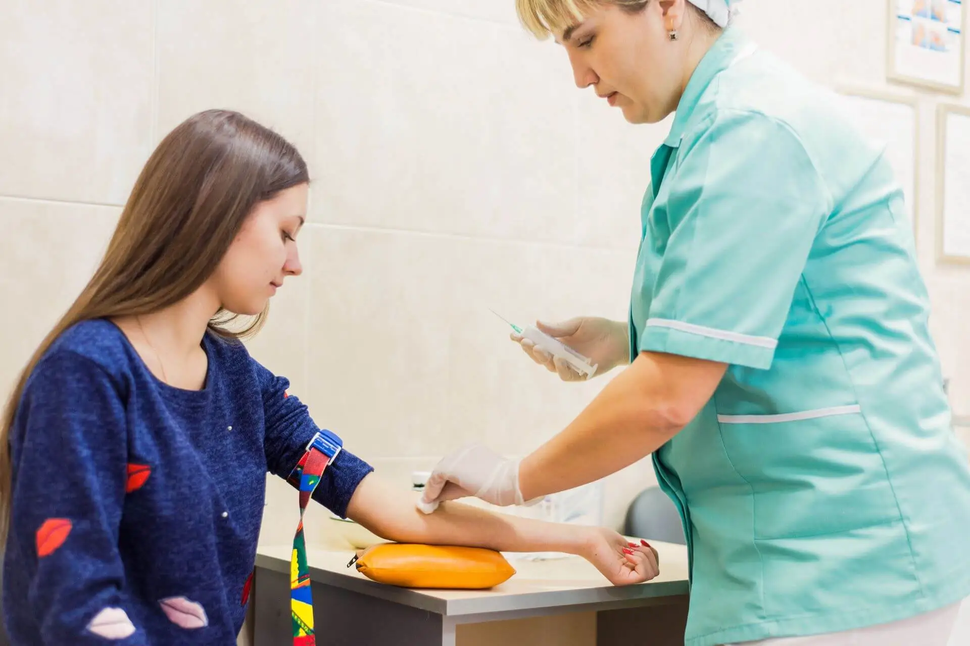 Should Clinical Medical Assistants Get Phlebotomy Technician Training?
